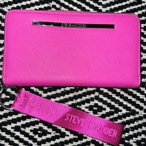 Steve Madden wallet